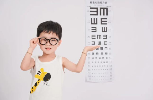 专家视角｜抓早抓小抓关键 保护好孩子视力